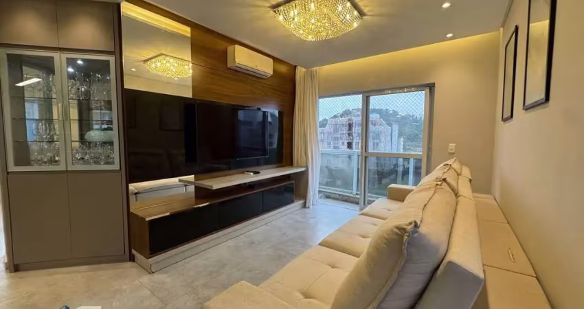 Apartamento mobiliado no pedra branca com 1 suíte e 2 demi suíte