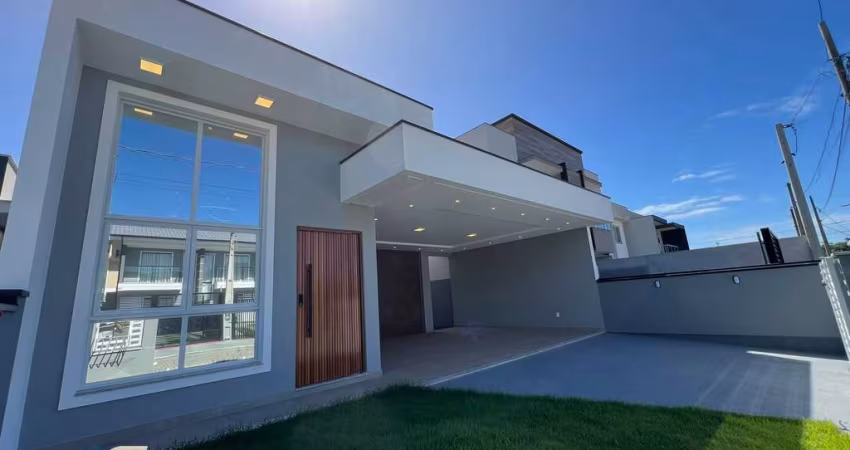 Casa alto padrão com 3 dormitórios no Lisboa III em São José