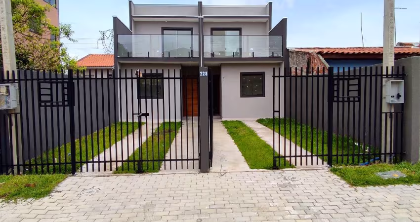 EXCELENTE CASA ATICO COM TERRAÇO NO TATUQUARA