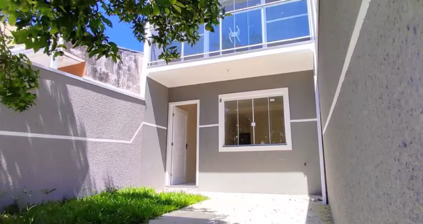BELO SOBRADO COM FINO ACABAMENTO, NO CAMPO DO SANTANA