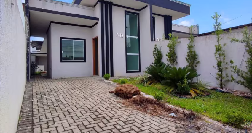 Casa com suíte e área gourmet,  localizada em fazenda rio grande