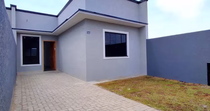 Excelente casa em araucaria, o3 quartos, fino acabamento.