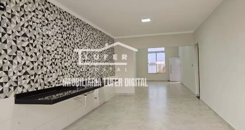 EXCELENTE CASA, ÓTIMA LOCALIZAÇÃO NA PARTE ALTA DO CONDOMÍNIO BELLA VITTA