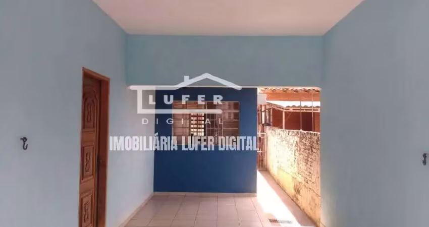 Casa à venda em excelente localização na vila xavier!