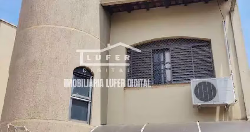 Ótimo sobrado em condomínio fechado, próximo ao verejão passarinho.