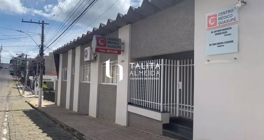 Sala comercial para alugar na Rua Coronel Antônio Costa, 255, Centro, Guaxupé