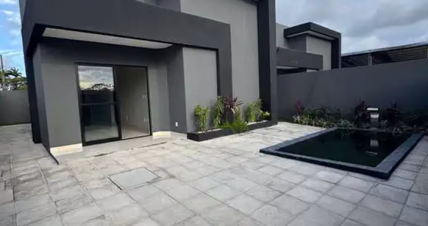 CASA SOLTA 3 QUARTOS COM PISCINA NO VALENTINA