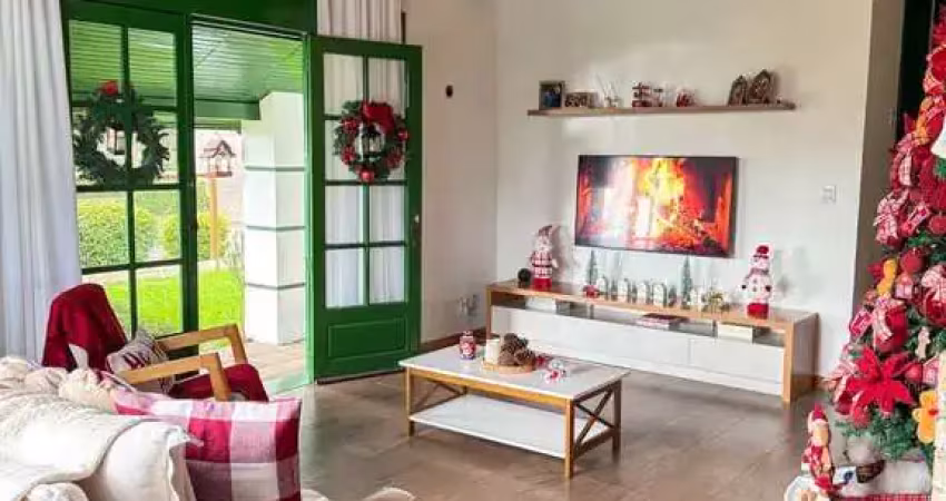 Belíssima casa solta  em gramado a venda com 5 quartos e 2 suites