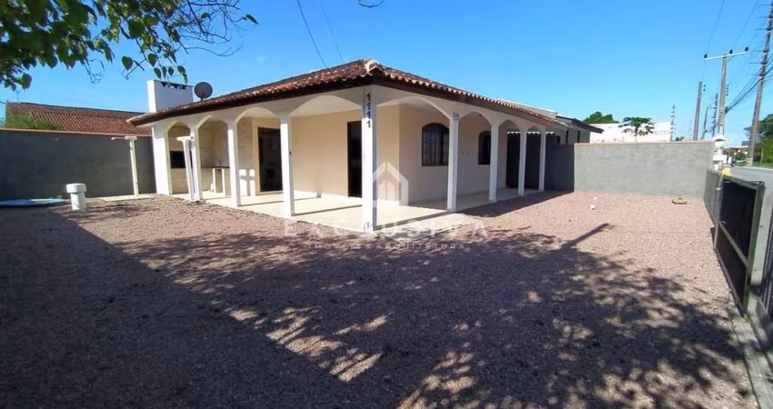 Casa com 3 quartos, Itapoá - Itapoá