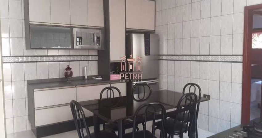 Casa com 3 dormitórios à venda, 100 m²