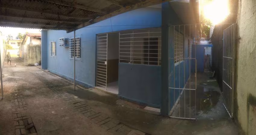 Excelente Casa 80m2, 02 Quartos, DCE, 04 Vagas, Pau Amarelo, Financio e Aceito Carro