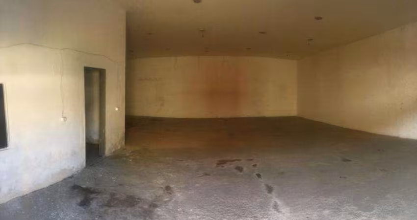 Excelente Galpão 150m2 com Área Externa e Outras Áreas, Ótima Localização