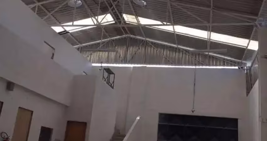 Ótimo galpão comercial 300m2 em 02 pavimentos, candeias excelente localização