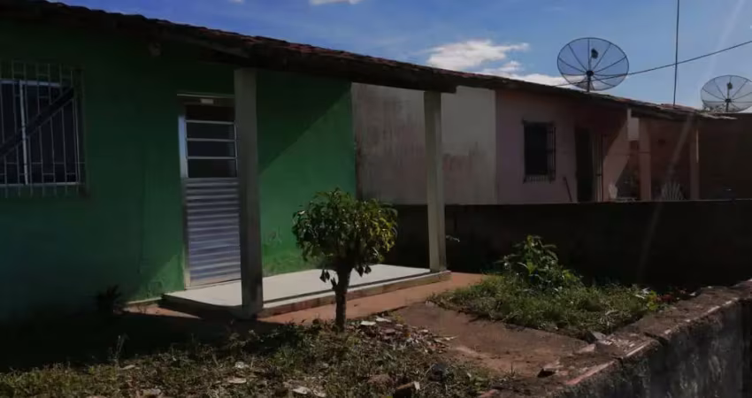 Excelente Casa, 02 Quartos no Terreno Imenso, Varias Vagas, Itambé, Aceito Imóvel ou Carro