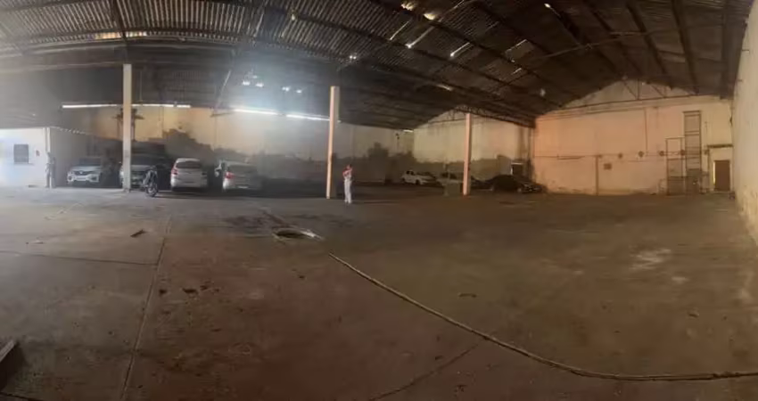 Ótima galpão 500m2 com escritório, portaria 24h, ótima localização