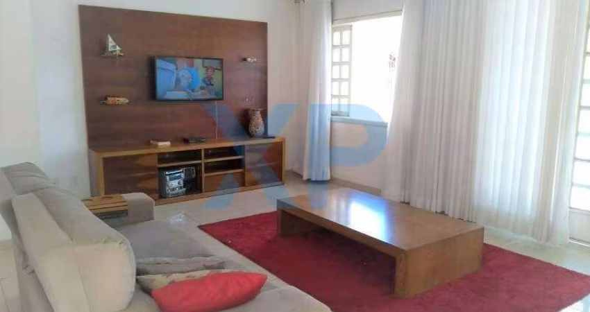 Casa à venda, 3 quartos, 1 suíte, 1 vaga, Manoel Valinhas - Divinopolis/MG