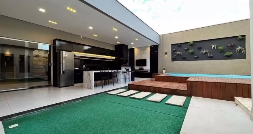 CASA COM PISCINA, MODERNA NA REGIAO DO BELVEDERE EM DIVINOPOLIS MG