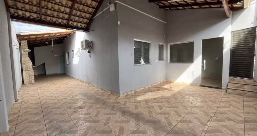 CASA MODERNA NA REGIAO DO JARDIM DAS OLIVEIRAS EM DIVINOPOLIS MG