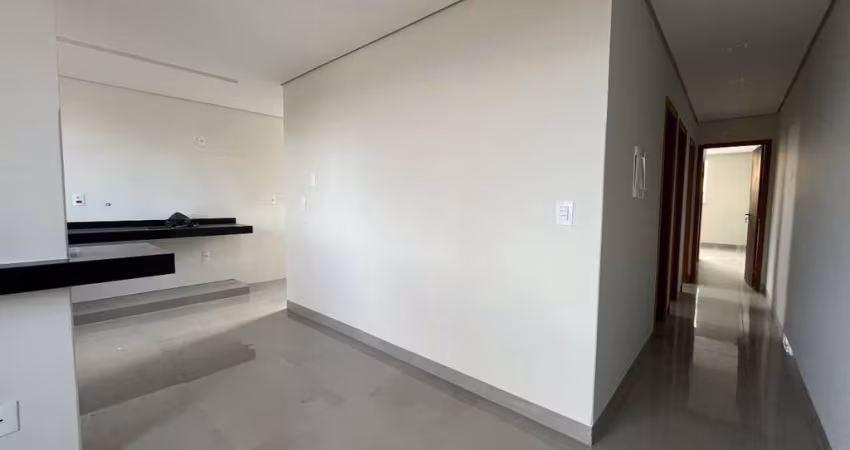 APARTAMENTO SOBRADO COM DIREITO EXCLUSIVO DA LAGE NO BAIRRO BELVEDERE EM DIVINOPOLIS MG