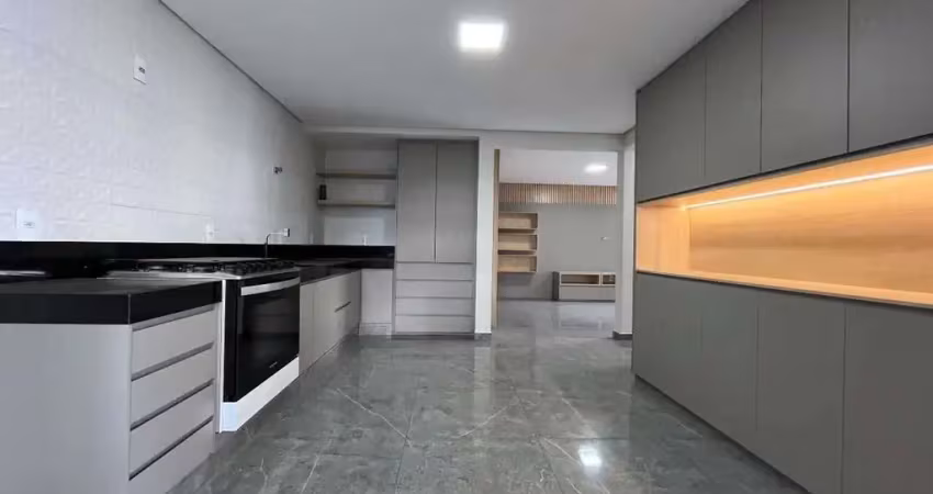 Amplo apartamento com área privativa no bairro manoel valinhas, divinópolis mg