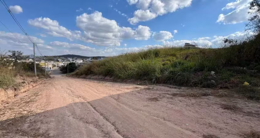 Terreno à venda na Rua Maria Aparecida Batista, Rancho Alegre, Divinópolis