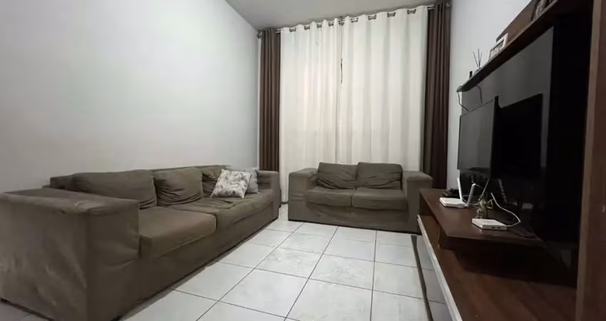 Casa com 3 quartos à venda na Rua Edson Pereira Franco, Davanuze, Divinópolis