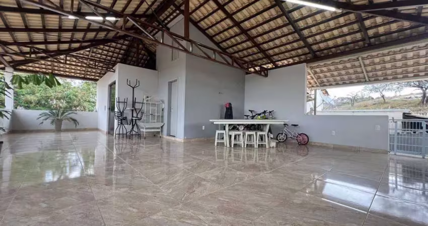 Casa a venda no município santo antônio dos campos mg (ermida)