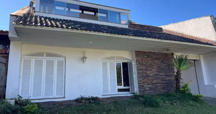 Casa com 3 quartos à venda na Avenida Cai, 428, Cristal, Porto Alegre