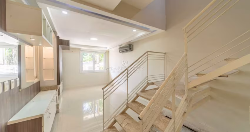 Casa com 3 quartos à venda na Rua Cangussu, 674, Nonoai, Porto Alegre