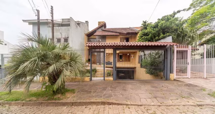 Casa com 4 quartos à venda na Rua Geminiano Candiota Xavier, --, Espírito Santo, Porto Alegre