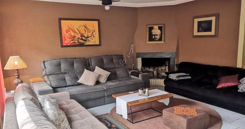 Casa em condomínio fechado com 3 quartos à venda na Avenida Guaíba, 10930, Serraria, Porto Alegre