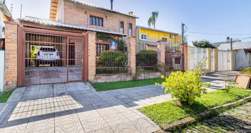 Casa com 4 quartos à venda na Avenida Tramandaí, --, Ipanema, Porto Alegre