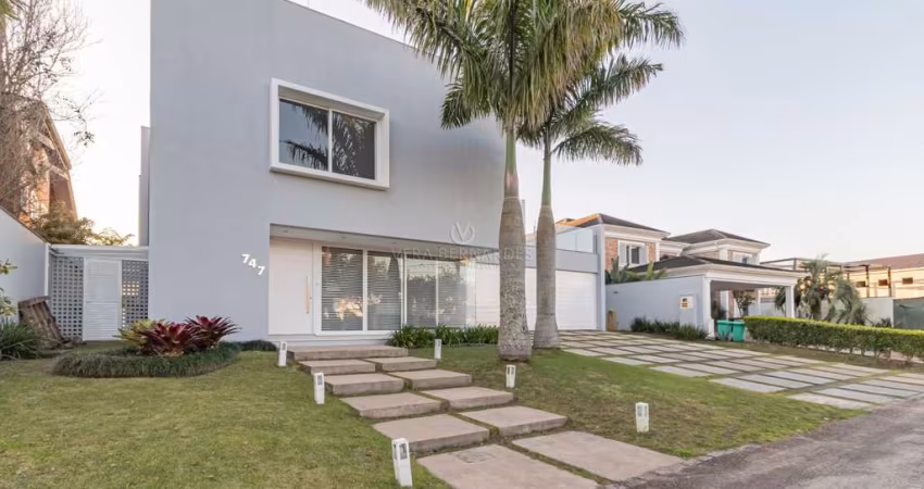 Casa em condomínio fechado com 6 quartos à venda na Avenida Juca Batista, 8000, Belém Novo, Porto Alegre
