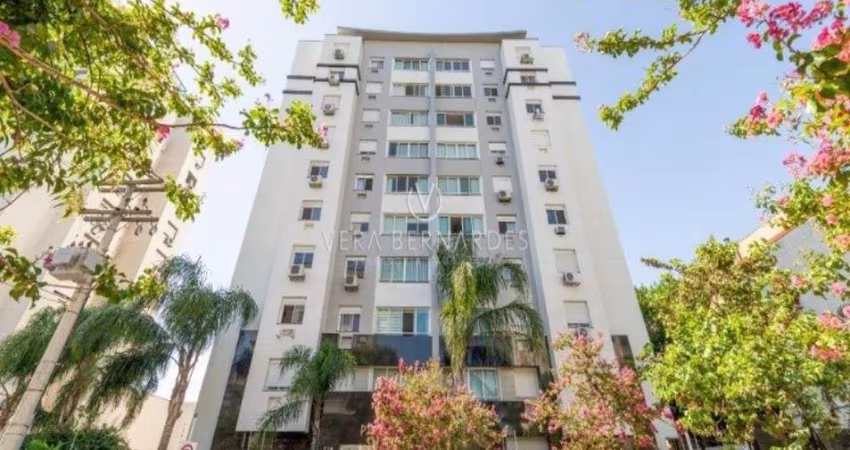 Prédio à venda na Rua Doutor Pereira Neto, 715, Tristeza, Porto Alegre