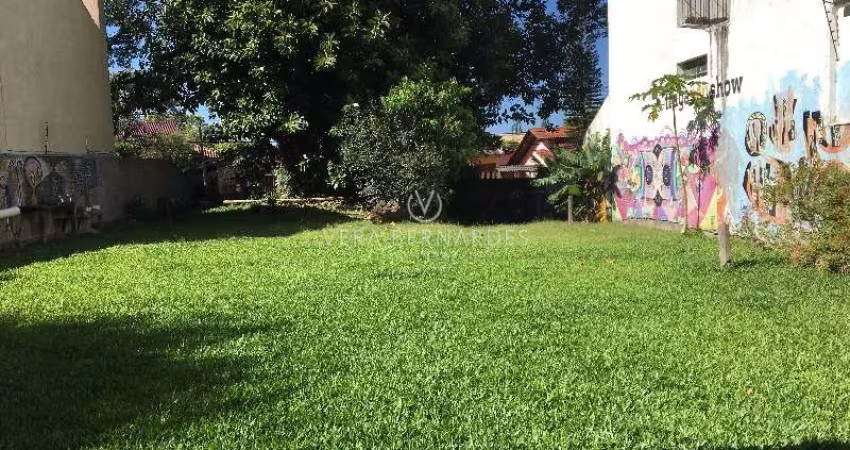 Terreno à venda na Avenida Guarujá, 220, Guarujá, Porto Alegre