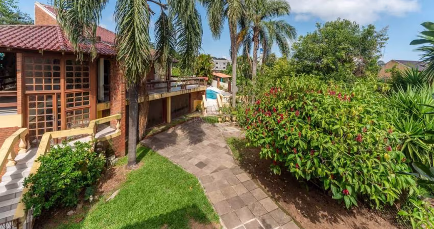 Casa com 3 quartos à venda na Rua Doutora Noemi Valle Rocha, 295, Serraria, Porto Alegre