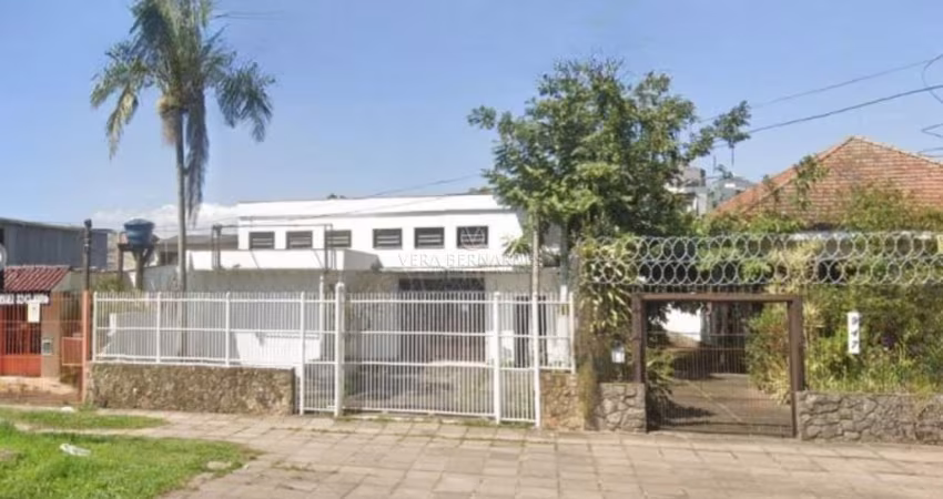 Prédio à venda na Rua Coronel Massot, 963, Cristal, Porto Alegre