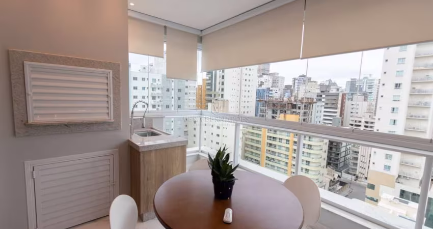 Apartamento com 3 quartos à venda na Rua Duzentos e Vinte e Seis, 330, Meia Praia, Itapema