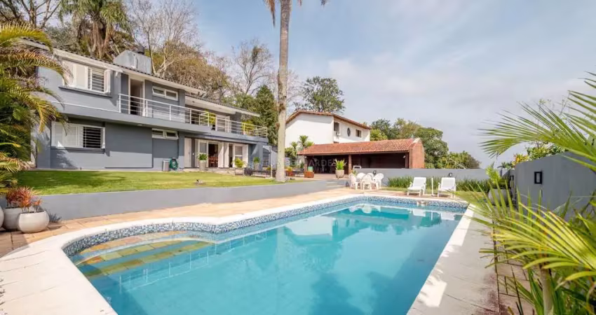 Casa com 5 quartos à venda na Rua Simão Bolívar, --, Vila Conceição, Porto Alegre