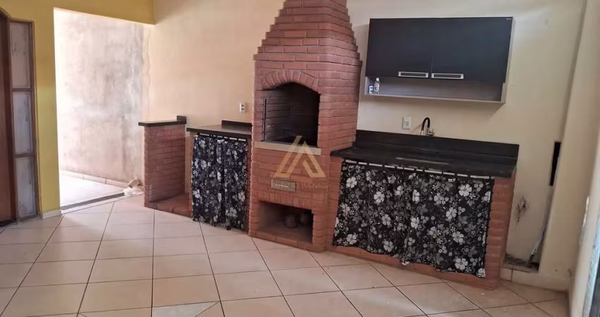 Casa à venda em Várzea Paulista-SP, Jardim Itália: 3 quartos, churrasqueira, 150m². Imóvel completo e confortável!