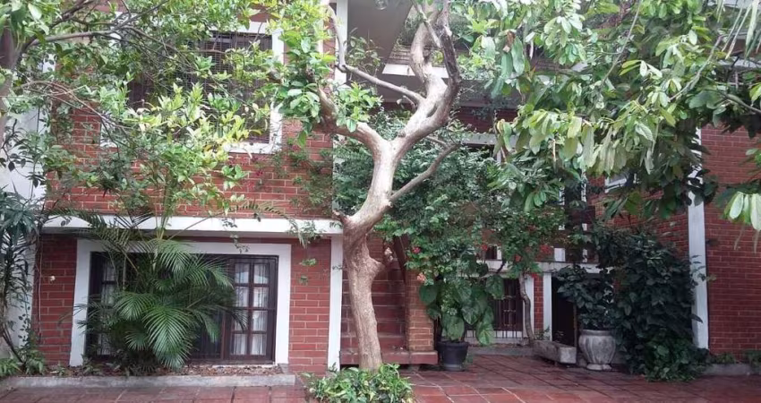 Casa à venda, 4 quartos, 2 suítes, 2 vagas, VILA BANCÁRIA MUNHOZ - São Paulo/SP