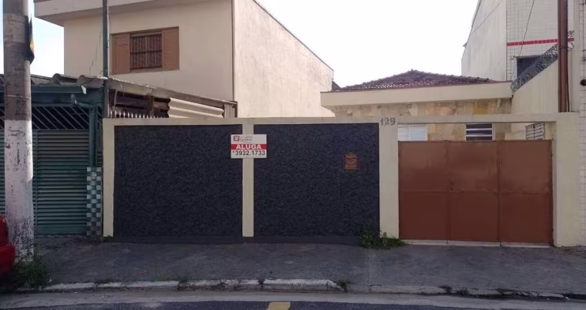 Casa Térrea para Locação – 3 Dormitórios e 5 Vagas