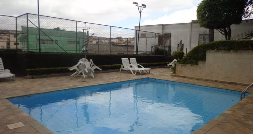 Apartamento Térreo para Locação – 2 Dormitórios e 1 Vaga de Garagem