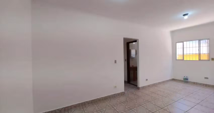 Apartamento com 02 dormitórios e 01 vaga de garagem