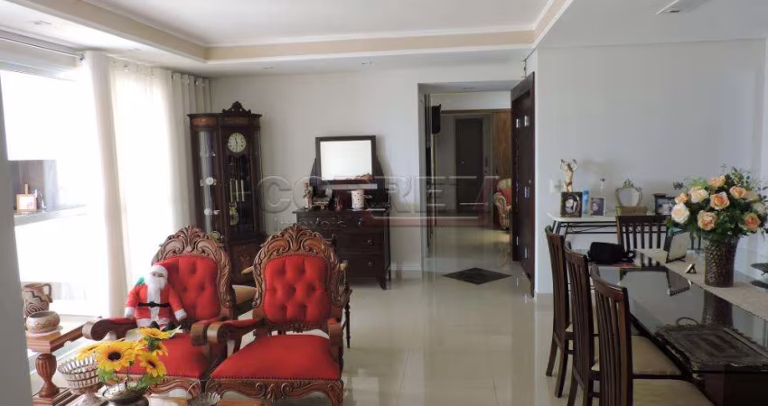 Apartamento no Condomínio Edifício Liverpool em Araçatuba/SP