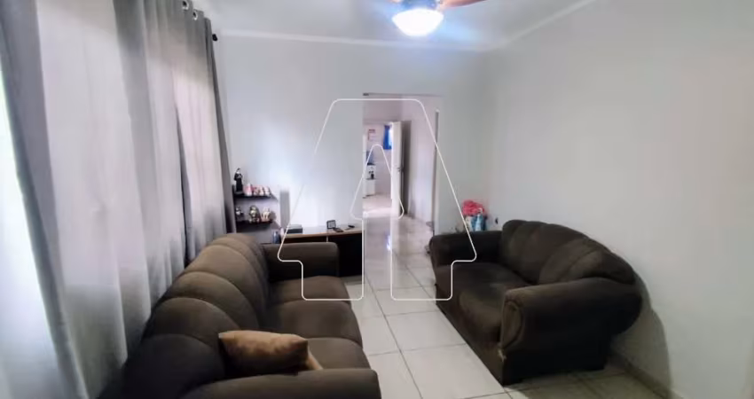 Casa no Bairro Vila Mendonça em Araçatuba/SP