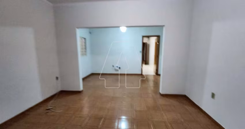 Casa no bairro Paraíso em Araçatuba-SP