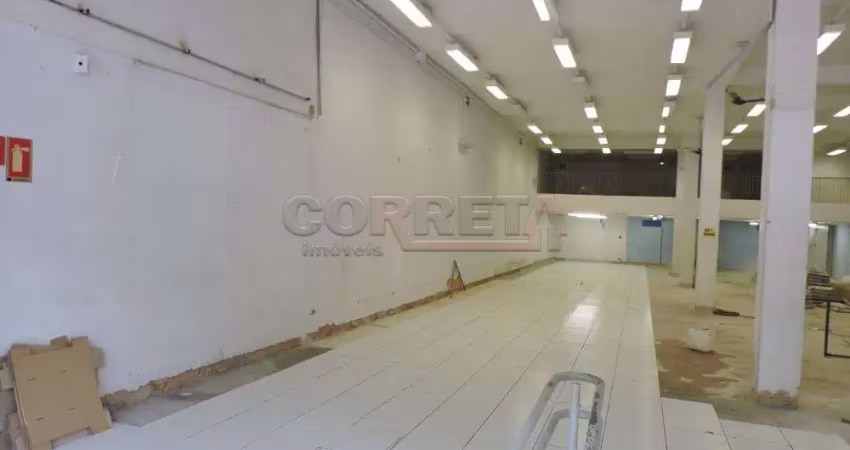 Casa comercial para alugar no São João, Araçatuba 
