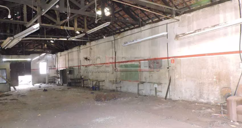 Casa comercial à venda no São João, Araçatuba 