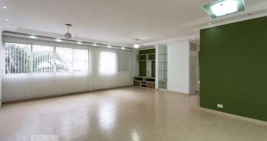 Apartamento em Vila Olímpia  -  São Paulo